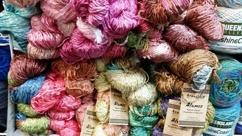 Knit N Purl | 5480 W 1100 S, Fairmount, IN 46928, USA | Phone: (765) 551-7875