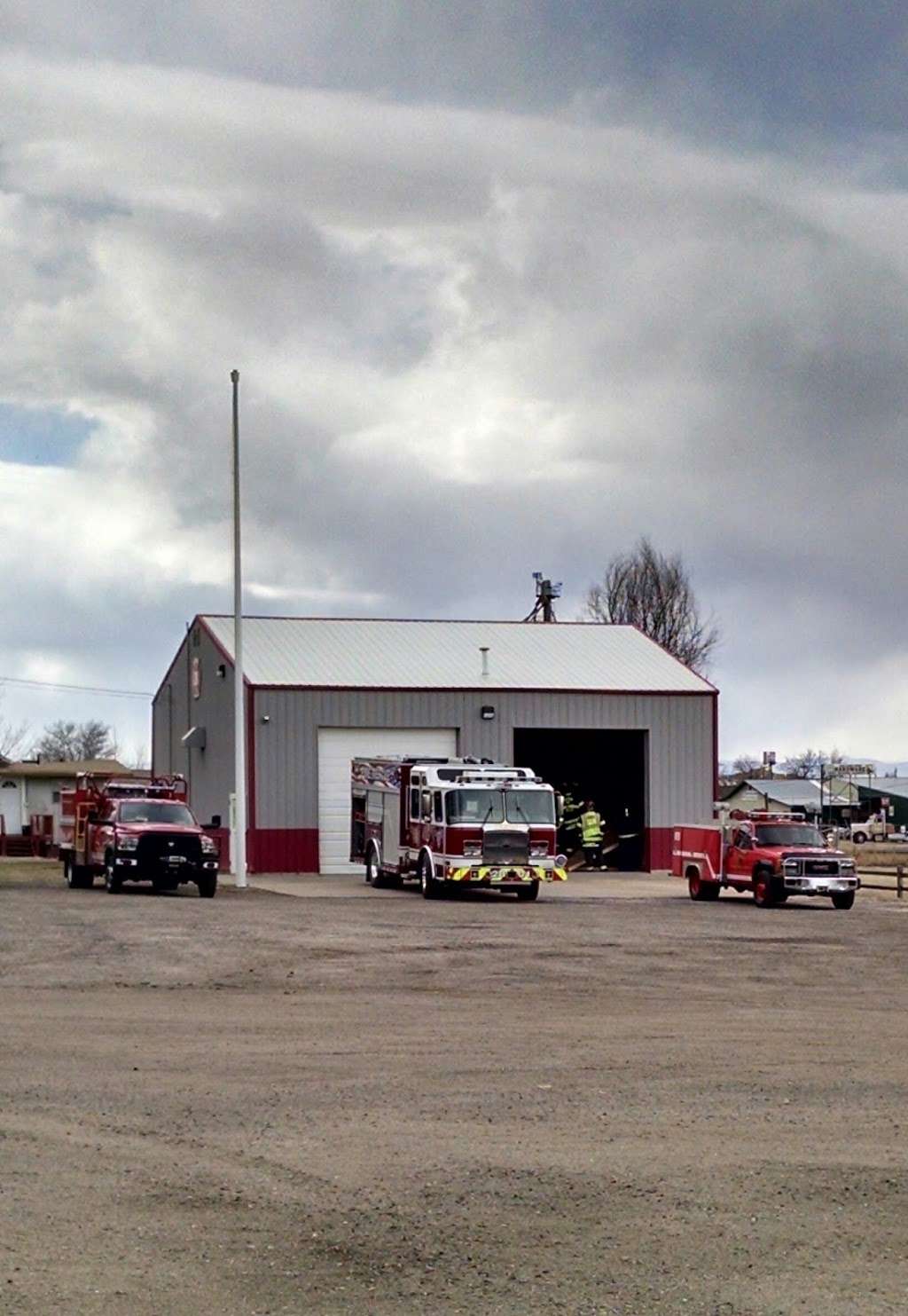 Hudson Fire Protection District Station 2 | 625 Cherry St, Hudson, CO 80642, USA | Phone: (303) 536-0161