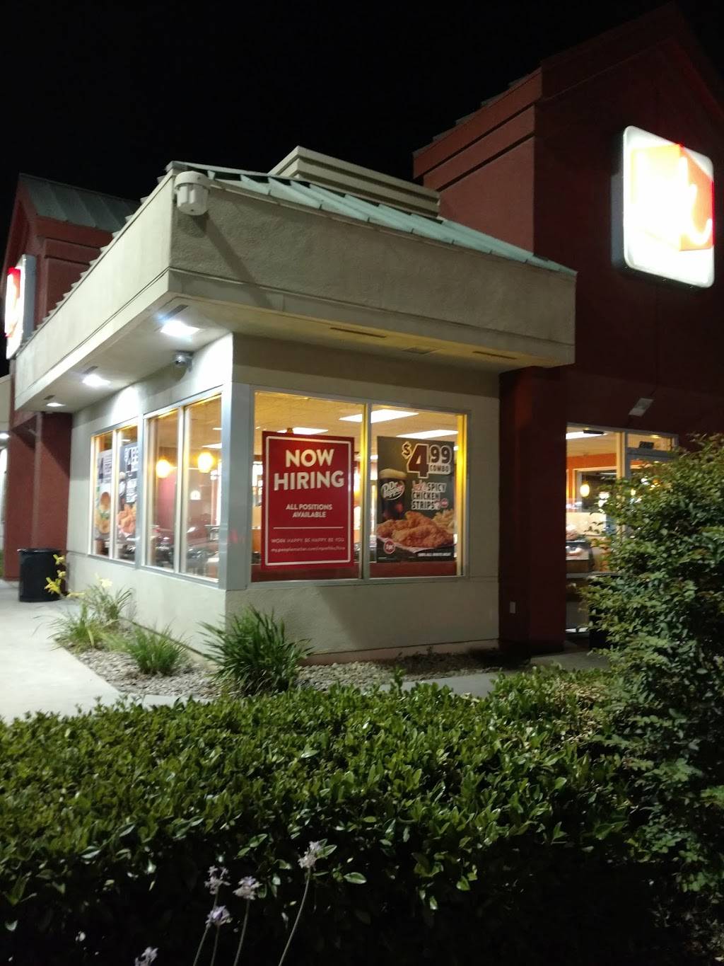 Jack in the Box | 2867 Highland Ave, Selma, CA 93662, USA | Phone: (559) 898-0206