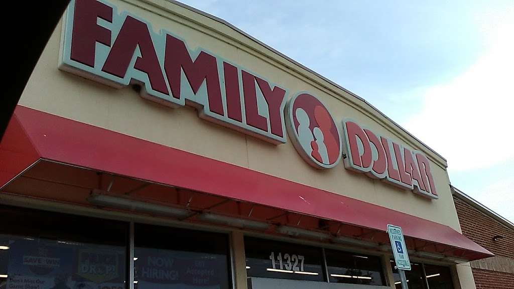 Family Dollar | 11327 Seagoville Rd, Balch Springs, TX 75180, USA | Phone: (214) 646-8822