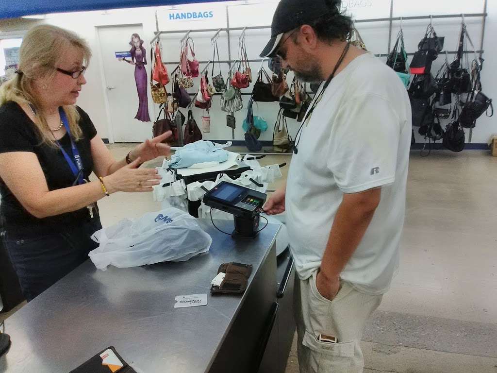 9 GoodWill | Chandler, AZ 85224