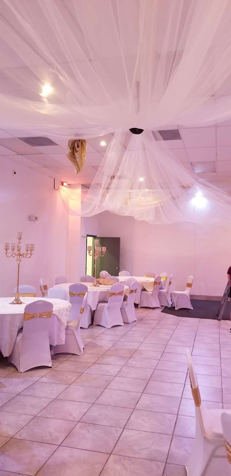 Bullis Banquet Hall | 1940 N Bullis Rd, Compton, CA 90221, USA | Phone: (310) 780-8775