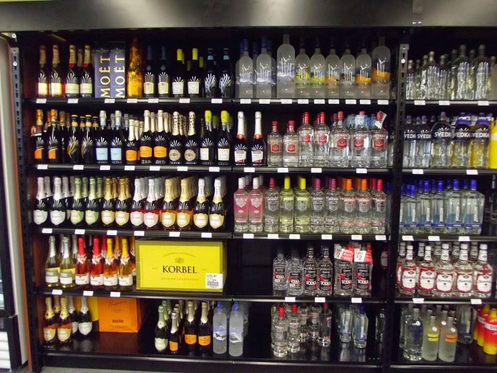 Convenient Wine and Spirits | 2540 Hamburg Turnpike, Lackawanna, NY 14218, USA | Phone: (716) 800-7998