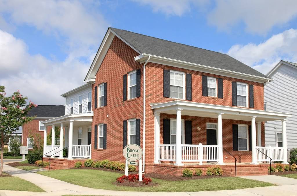 Broad Creek Apartments | 1420 Merrimac Ave, Norfolk, VA 23504, USA | Phone: (757) 628-8270