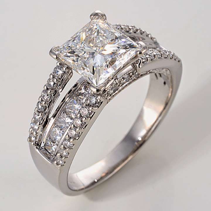 Azar Jewelers | 100 W Higgins Rd E20, South Barrington, IL 60010, USA | Phone: (847) 551-9394