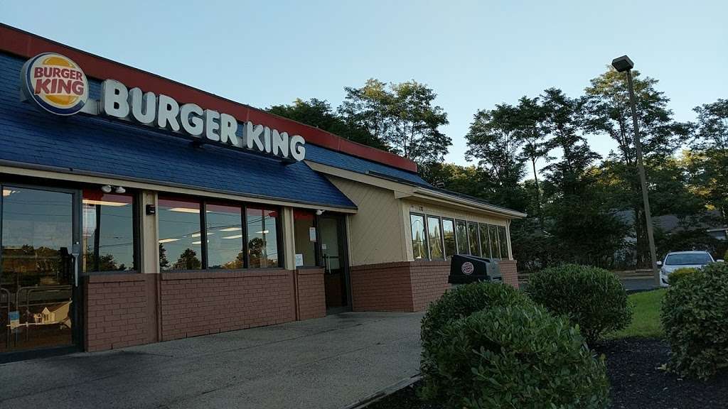 Burger King | 178 US-22, Green Brook Township, NJ 08812, USA | Phone: (732) 733-4789