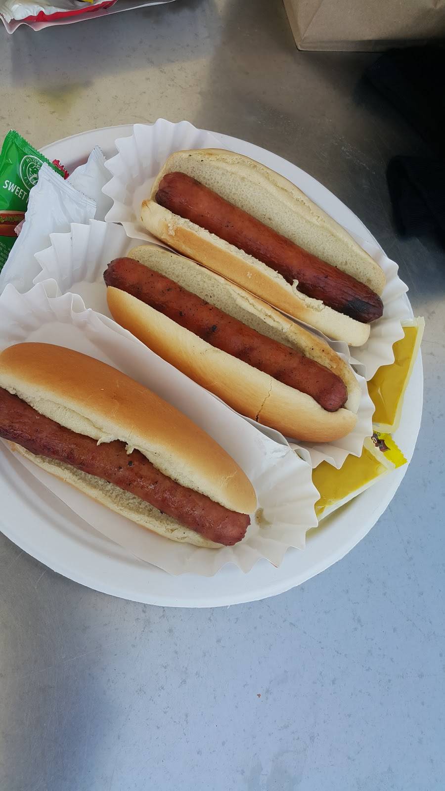 RiverWalk Café | 1340 Atwater St, Detroit, MI 48207, USA | Phone: (313) 566-8200