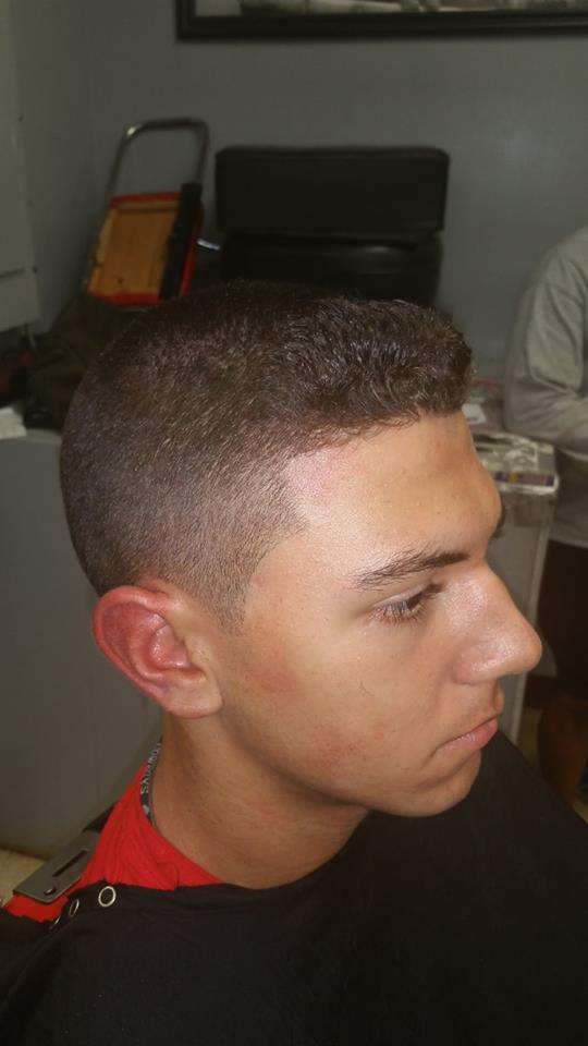 Headquarters Barbershop | 4841 Oakbrook Dr, Indianapolis, IN 46254 | Phone: (317) 290-9593