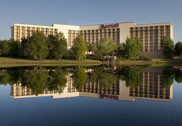Orlando Airport Marriott Lakeside | 7499 Augusta National Dr, Orlando, FL 32822, USA | Phone: (407) 851-9000
