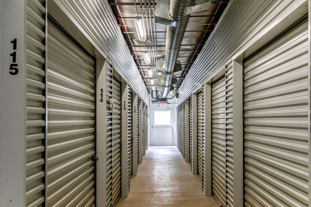 Lockaway Storage - Evans Rd | 7858 E Evans Rd, San Antonio, TX 78266, USA | Phone: (210) 880-6277