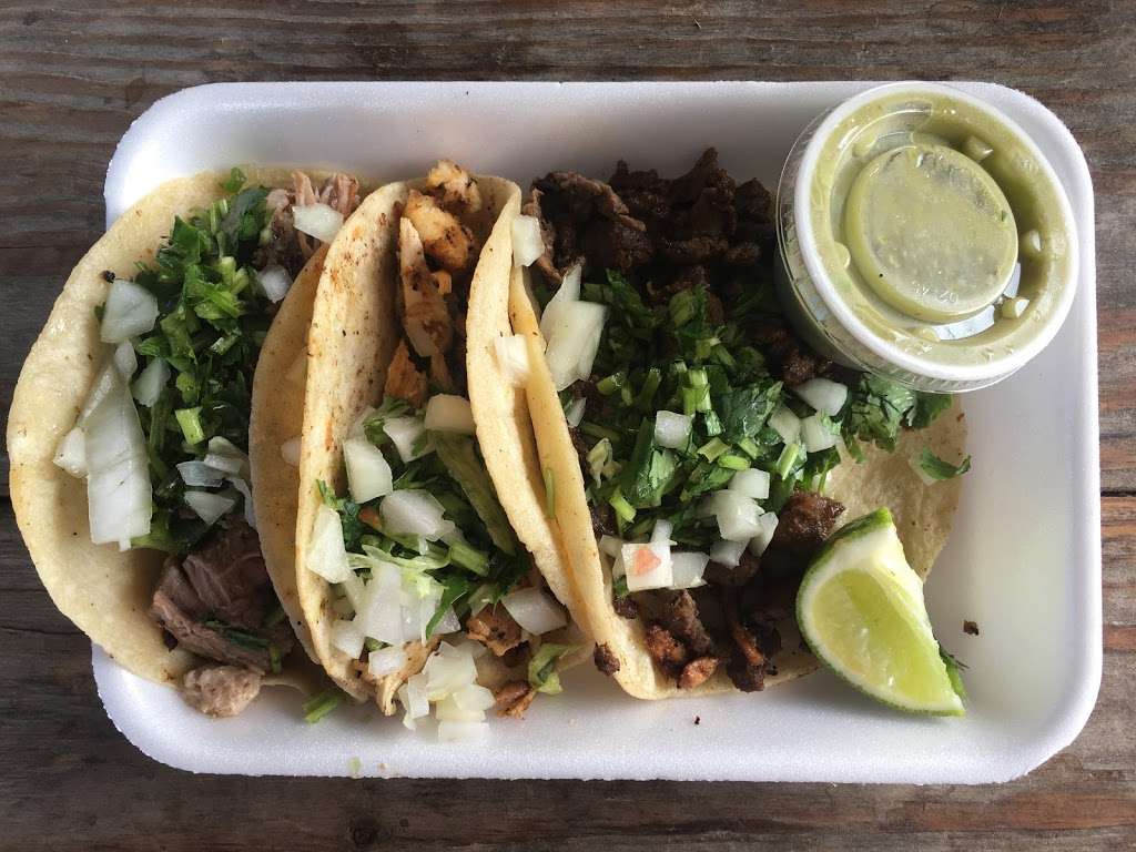 Taqueria Mari - Food Stand | 24200 US-27, Lake Wales, FL 33859, USA