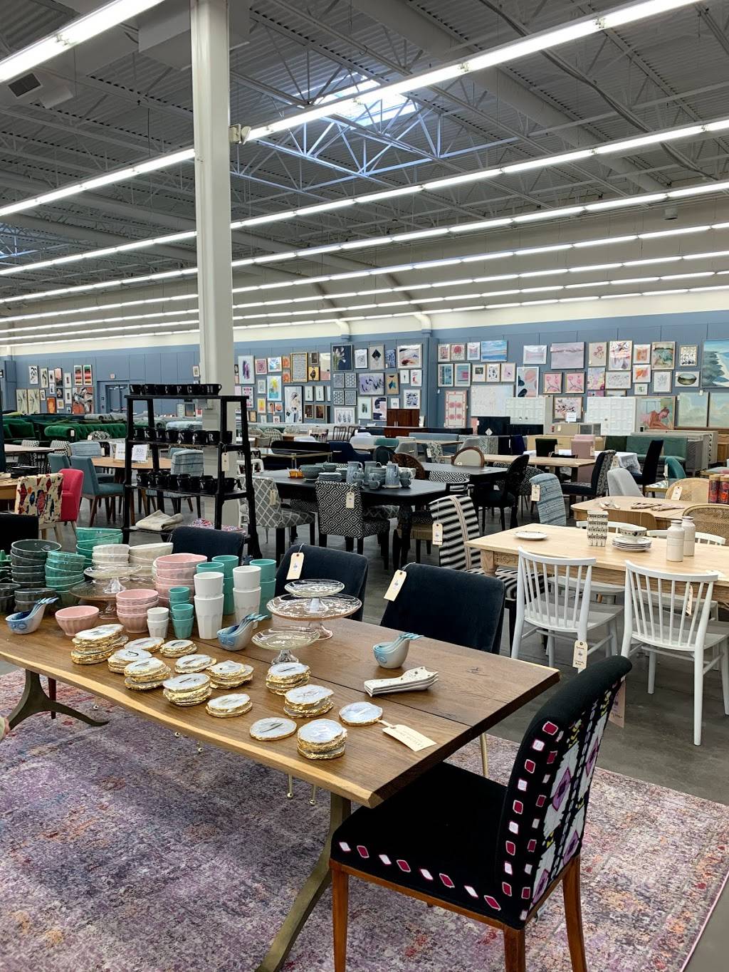 Anthropologie Home Outlet | 250 Mount Nebo Pointe Drive MOUNT NEBO SHOPPING CENTER, Pittsburgh, PA 15237, USA | Phone: (724) 264-3411