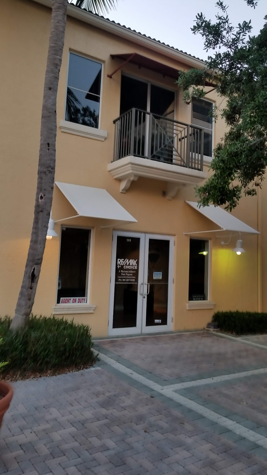 Re/Max 1st Choice | 5080 PGA Boulevard #1, Palm Beach Gardens, FL 33418, USA | Phone: (561) 627-9330