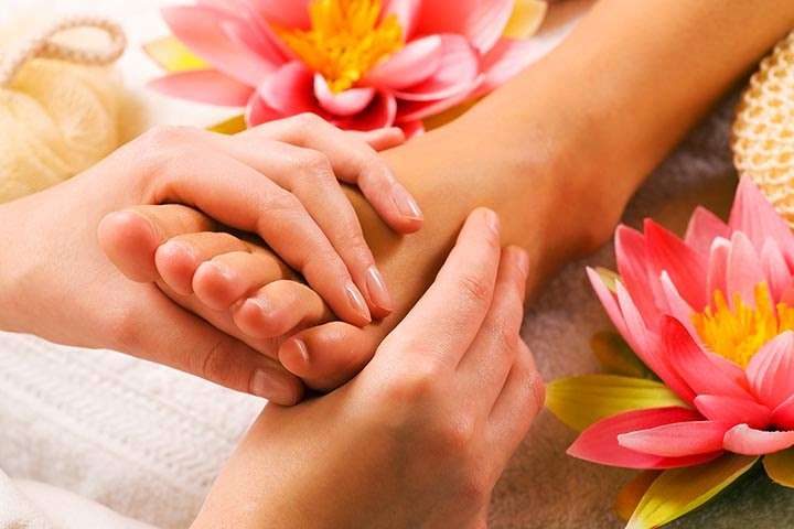 Wellness Worth It | Massage Therapy | 2006 Town Plaza Ct, Winter Springs, FL 32708, USA | Phone: (603) 770-7496