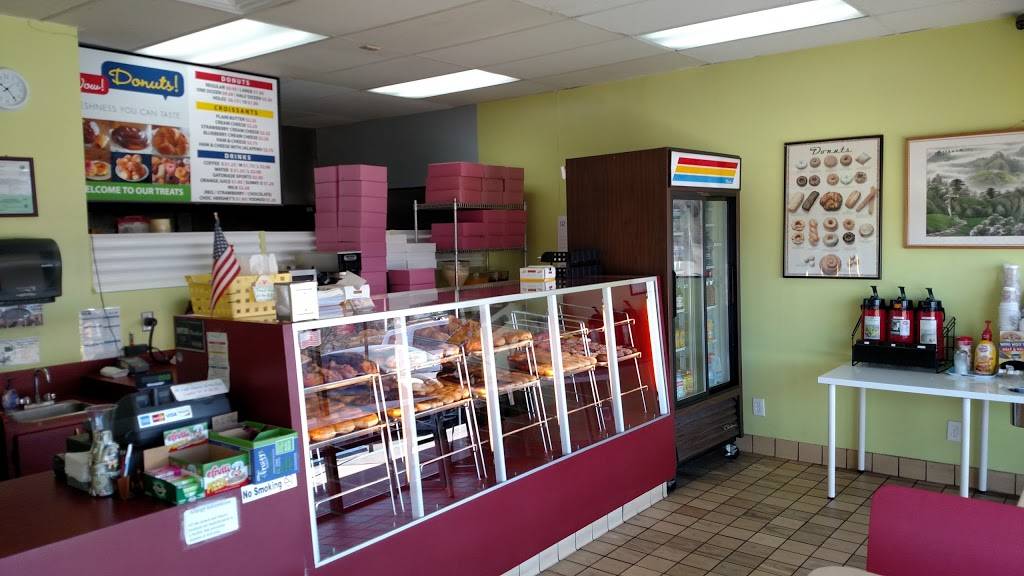 Wow Donuts | 10205 Lake Jennings Park Rd #b, Lakeside, CA 92040 | Phone: (619) 443-1016