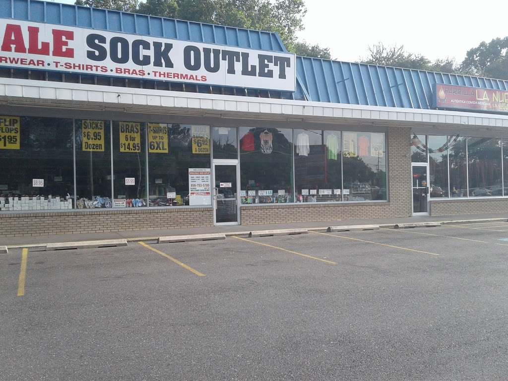 Wholesale Sock Outlet | 23 W White Horse Pike, Berlin, NJ 08009, USA | Phone: (856) 753-5780