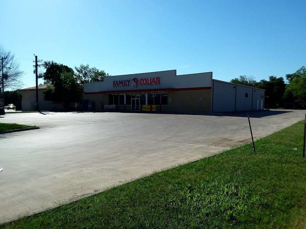 Family Dollar | 1072 FM78, Schertz, TX 78154, USA | Phone: (210) 659-2522