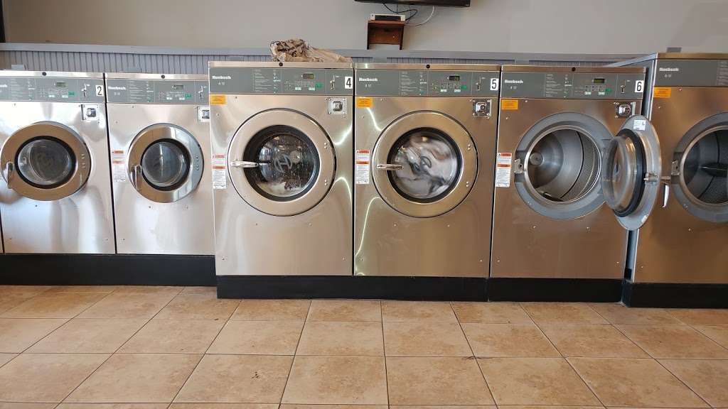 Spin City Laundry | 1321 S 14th St, Leesburg, FL 34748 | Phone: (866) 352-9274 ext. 205