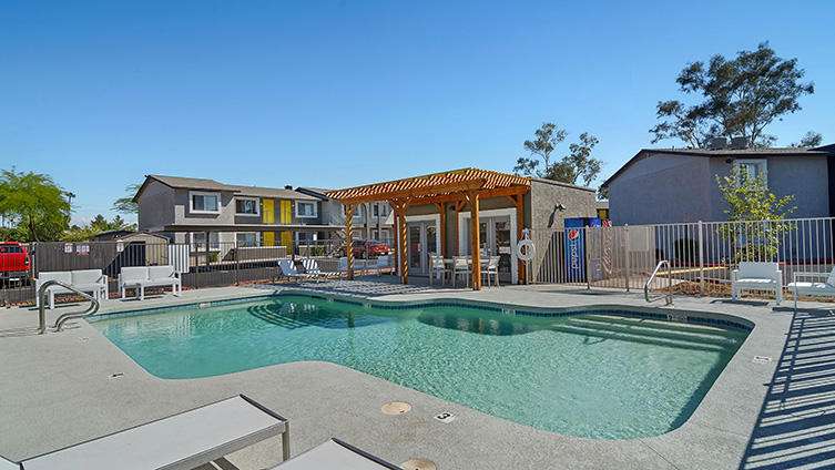 Seventeen 805 An Apartment Community | 17805 N 40th St, Phoenix, AZ 85032, USA | Phone: (602) 482-0305