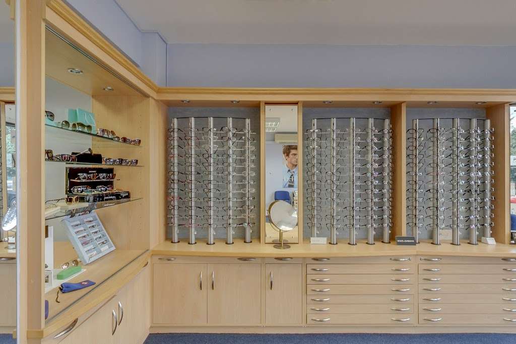 Eye Clinic Opticians | 173 Manor Rd, Chigwell IG7 5QB, UK | Phone: 020 8928 1500