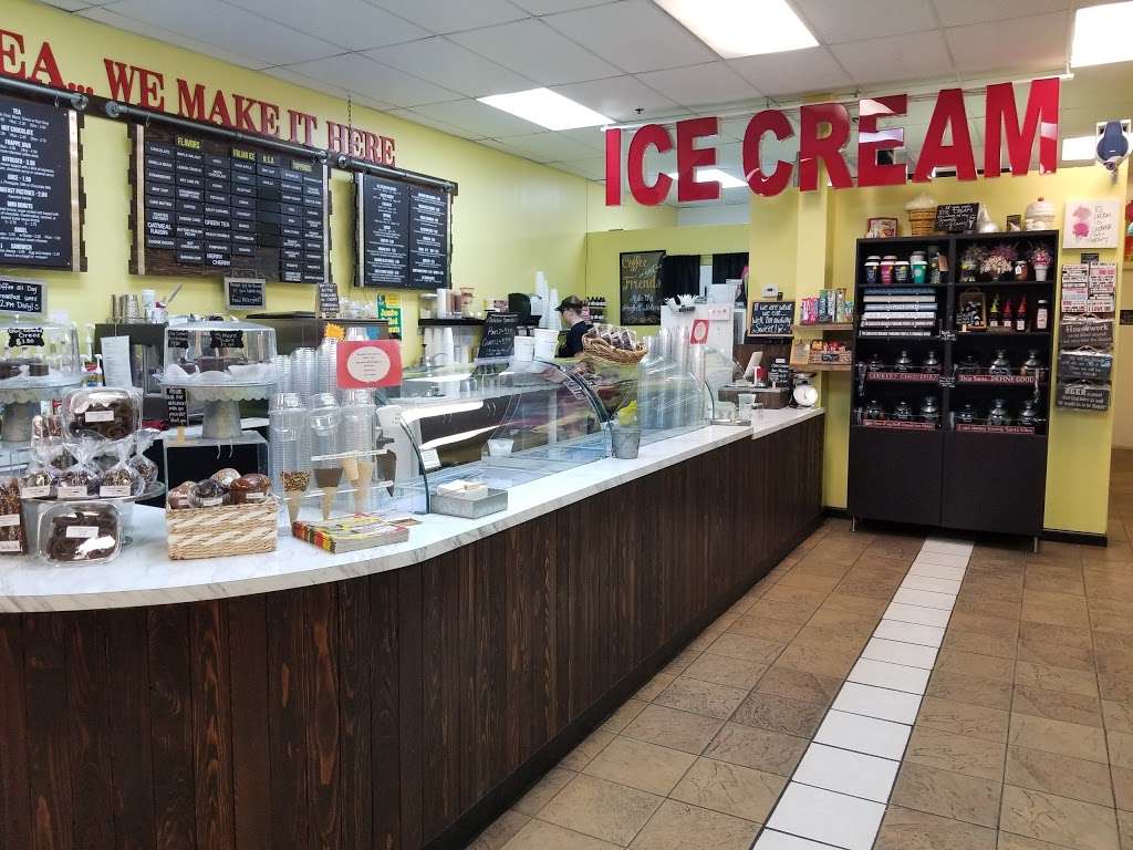 Loxahatchee Ice Cream & Coffee | 7070 Seminole Pratt Whitney Rd #2, Loxahatchee, FL 33470, USA | Phone: (561) 223-2510