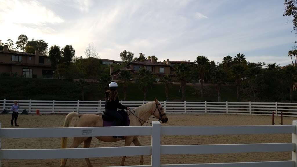 Little Oaks Equestrian Park | 2879 Lone Jack Rd, Encinitas, CA 92024, USA | Phone: (760) 633-2740