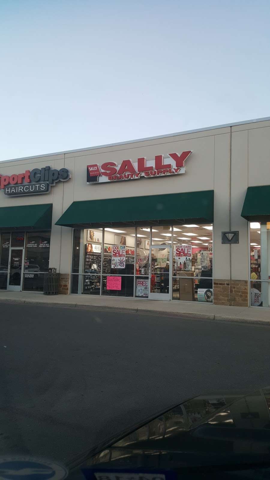 Sally Beauty | 754 Northwest Loop 410 #105, San Antonio, TX 78216, USA | Phone: (210) 366-9981