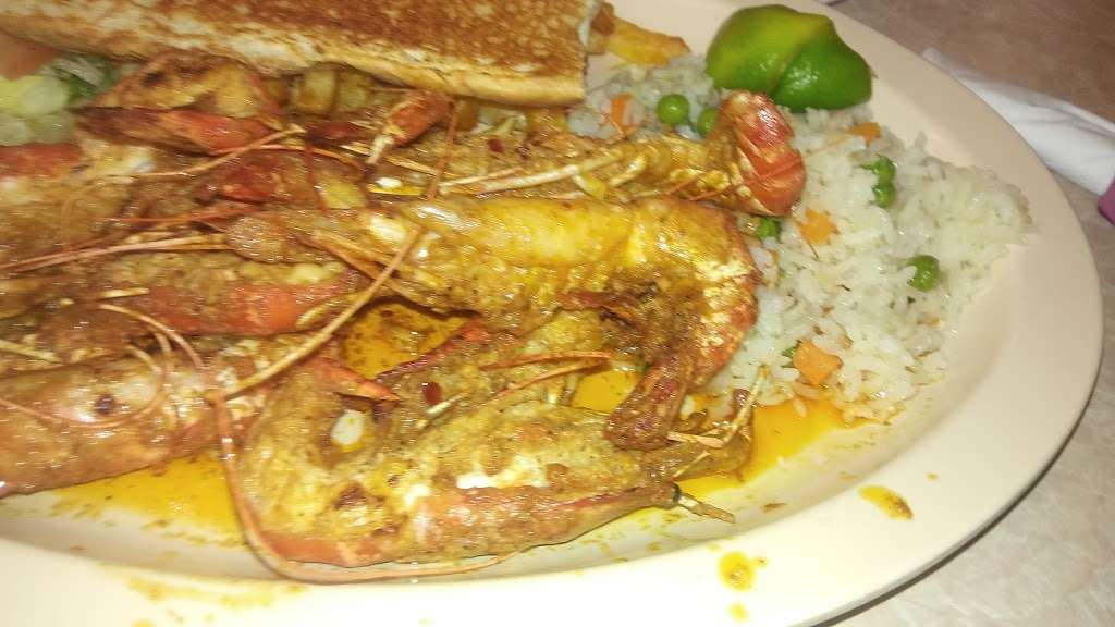 Golden Heart Mariscos & Restaurant | 4210 S Archer Ave, Chicago, IL 60632, USA | Phone: (773) 254-5591