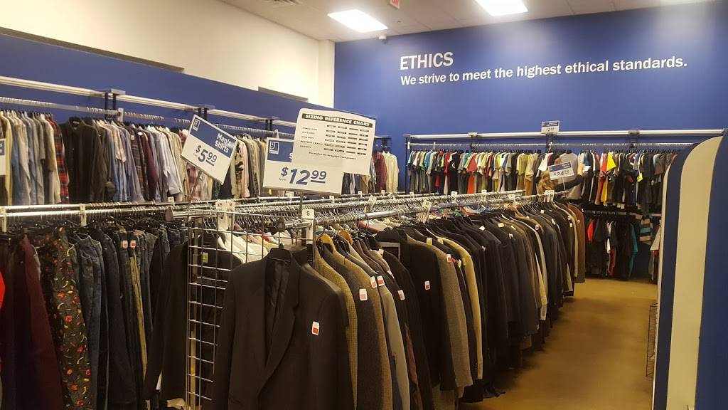 Goodwill NYNJ Store & Donation Center | 30 Broadway, Elmwood Park, NJ 07407, USA | Phone: (201) 794-4670