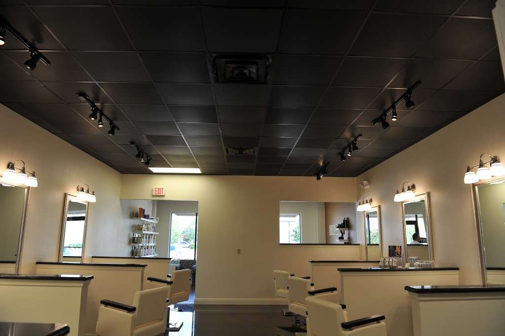 Arbor Park Salon | 5420 Deep Lake Rd, Oviedo, FL 32765, USA | Phone: (407) 637-2694