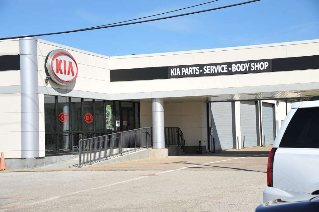 Gay Family Kia | 3001 Gulf Fwy, Dickinson, TX 77539, USA | Phone: (832) 769-4379