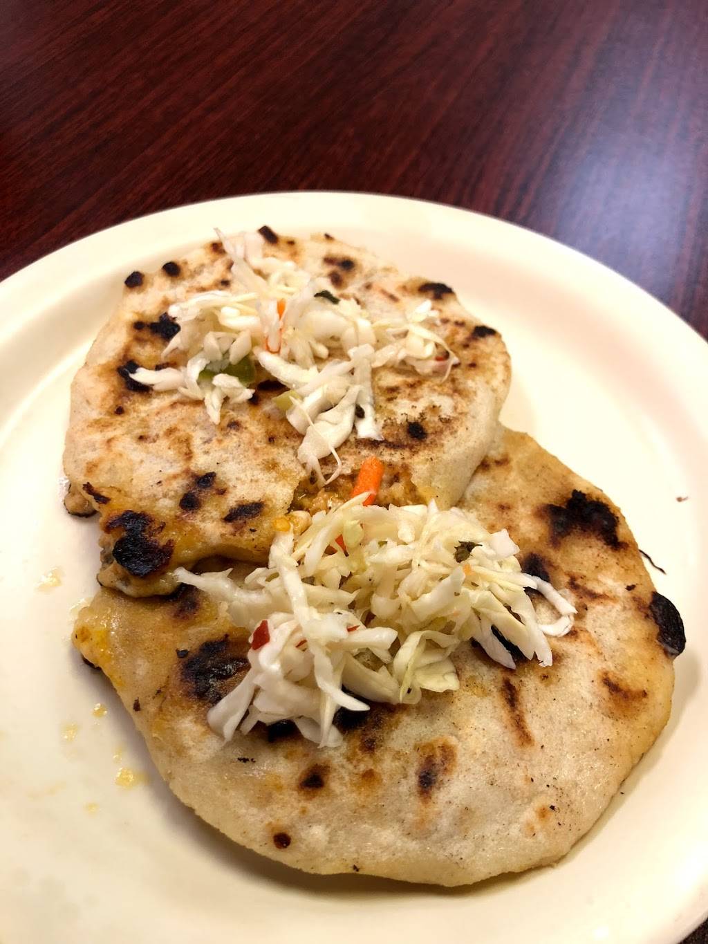 La Campiña Salvadoreña Restaurant | 1115 E Pioneer Pkwy Suite 125, Arlington, TX 76010, USA | Phone: (817) 548-7966