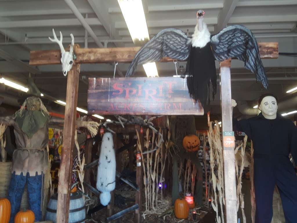 Spirit Halloween | 7590 Amador Valley Blvd, Dublin, CA 94568, USA | Phone: (866) 586-0155