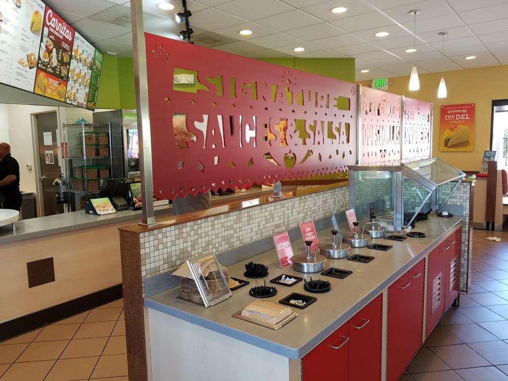 Del Taco | 26702 Portola Pkwy, Foothill Ranch, CA 92610 | Phone: (949) 588-0716