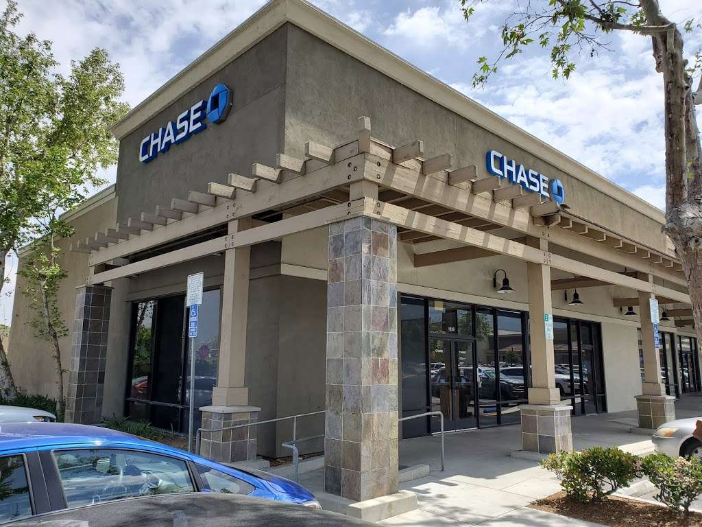 Chase Bank | 1030 W Alameda Ave Ste D-13, Burbank, CA 91506, USA | Phone: (818) 567-1099