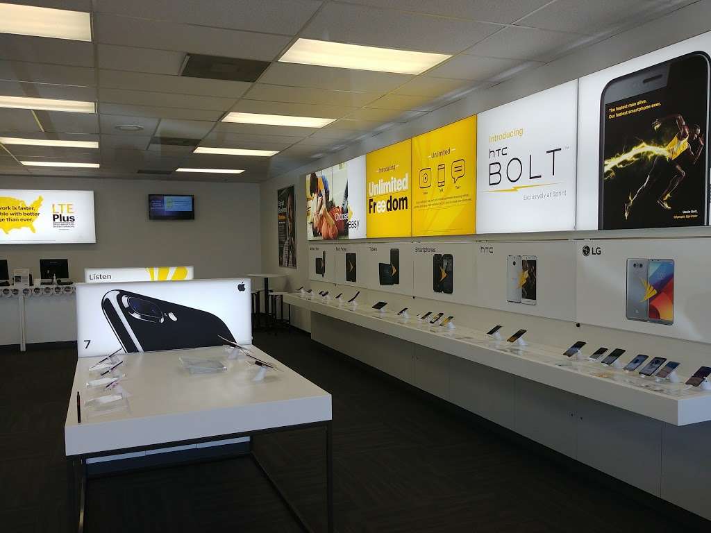 Sprint Store | 969 FL-434, Longwood, FL 32750, USA | Phone: (321) 316-5575