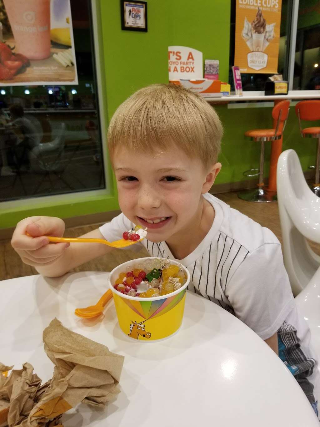 Orange Leaf Frozen Yogurt | 321 School St, Mansfield, MA 02048 | Phone: (508) 339-9020