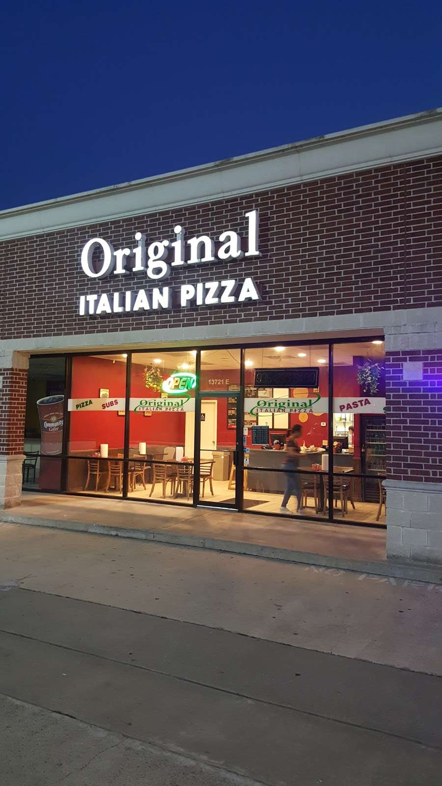 Original Italian Pizza | 13721 FM 1097 Rd w E, Willis, TX 77318 | Phone: (936) 890-6400