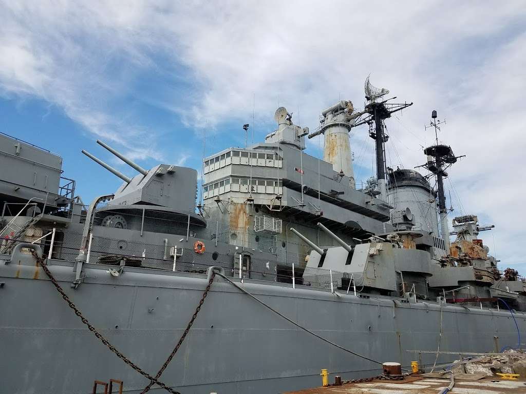 United States Naval Shipbuilding Museum & The USS Salem - 551 South St ...