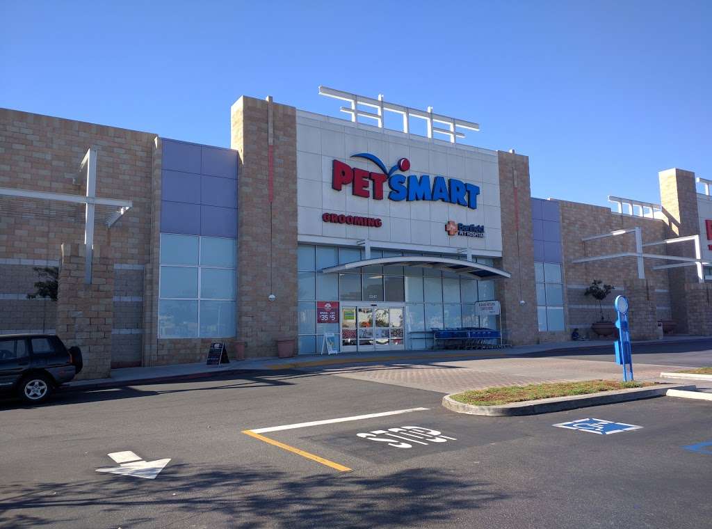 PetSmart | 3347 E Foothill Blvd, Pasadena, CA 91107, USA | Phone: (626) 351-8434