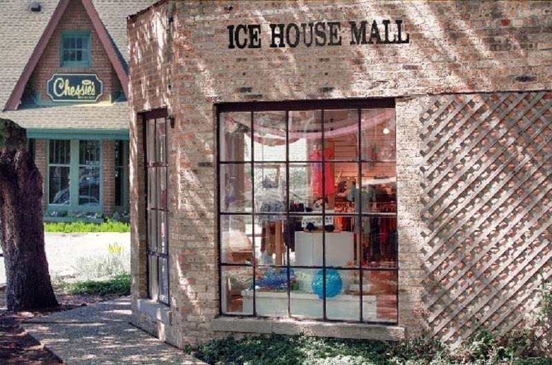 Ice House Mall & Village Shops | 200 Applebee St, Barrington, IL 60010, USA | Phone: (847) 381-6661