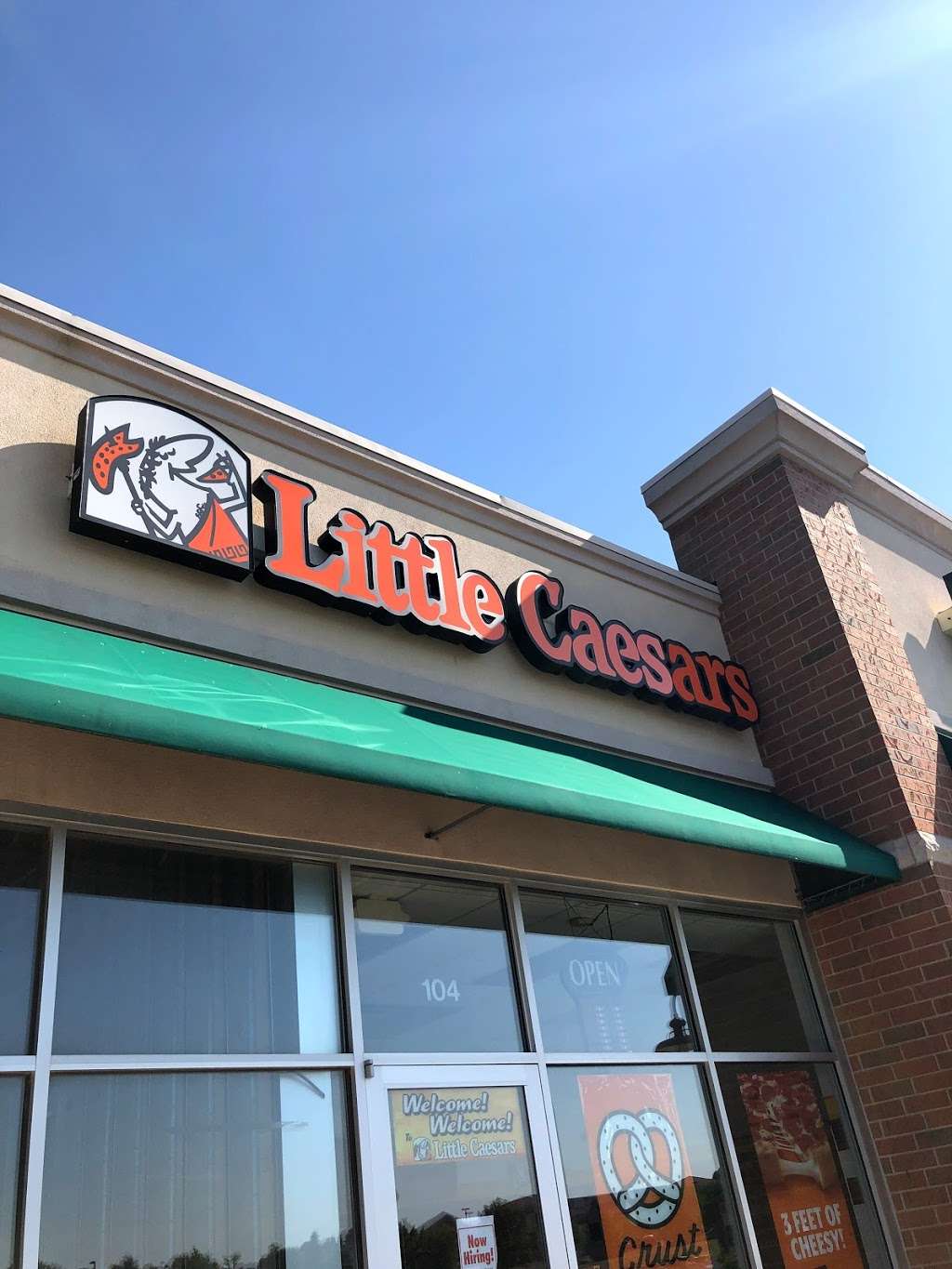 Little Caesars Pizza | 265 W Peace Rd, Sycamore, IL 60178, USA | Phone: (815) 991-9575