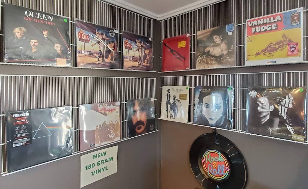 Vinyl Heaven | 7544 Floyd St, Overland Park, KS 66204, USA | Phone: (913) 499-7442