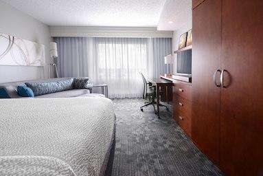 Courtyard by Marriott Houston Pearland | 11200 Broadway St, Pearland, TX 77584, USA | Phone: (713) 413-0500