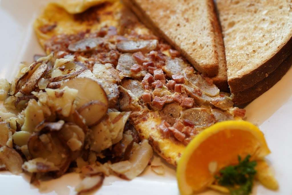 Kekes Breakfast Cafe | 9723 Eagle Creek Center Blvd, Orlando, FL 32832, USA | Phone: (407) 751-7440