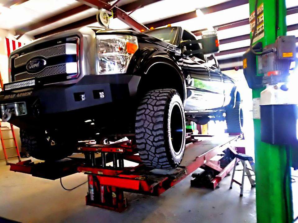 Pops Alignment Shop | 122 Weakley Way Rd, Pinehurst, TX 77362, USA | Phone: (936) 755-1045