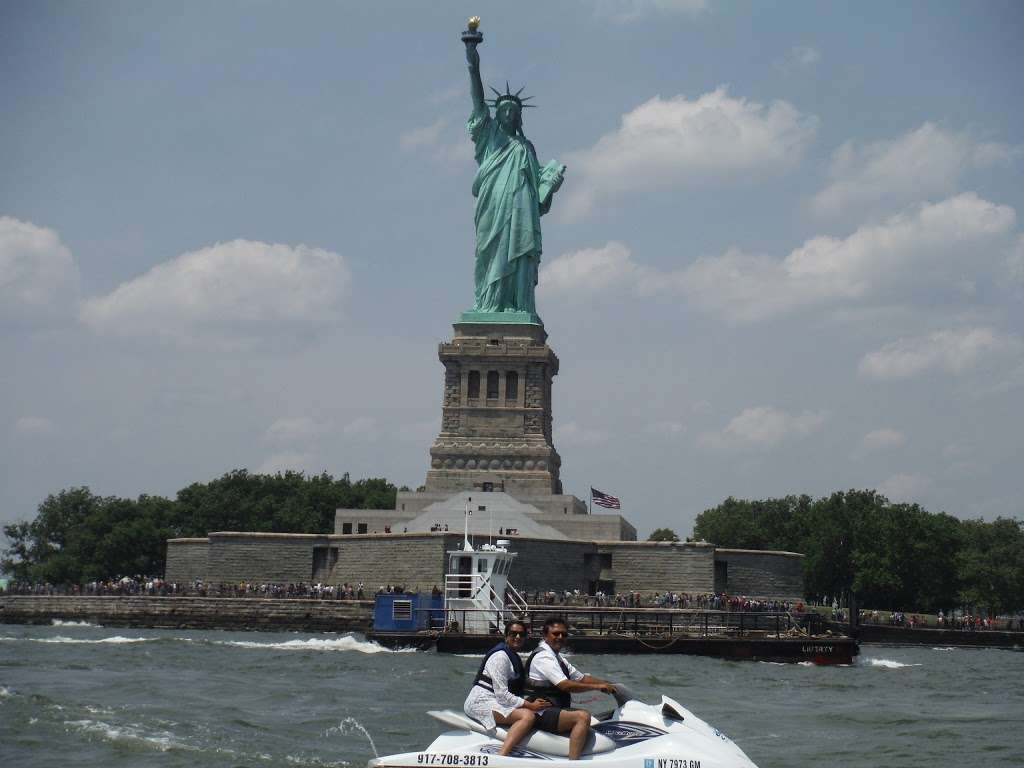 Empire City Watersports | 1900 Shore Pkwy, Brooklyn, NY 11214, USA | Phone: (917) 708-3813