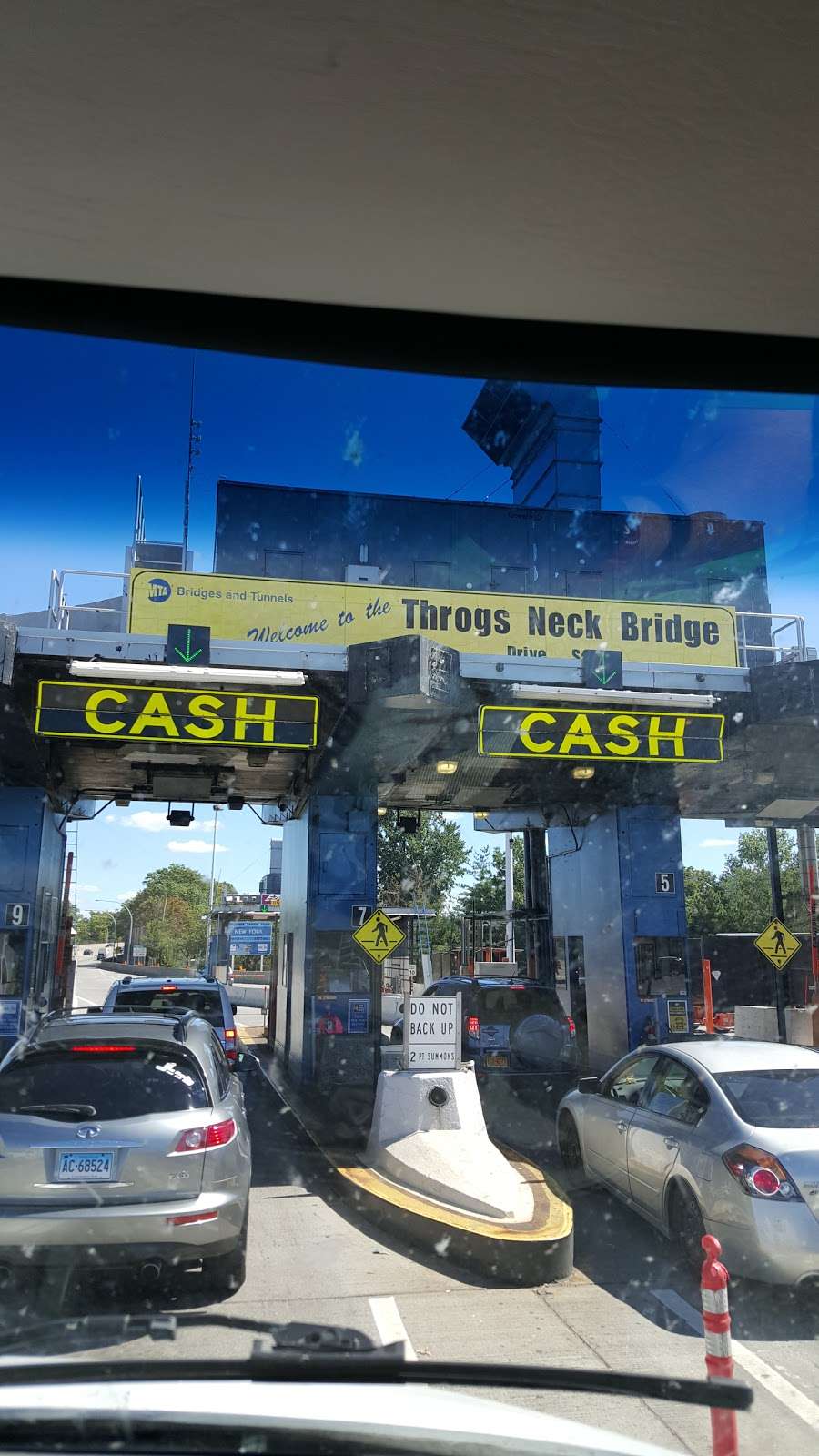 Throgs Neck Exp/Harding Av | Bronx, NY 10465, USA