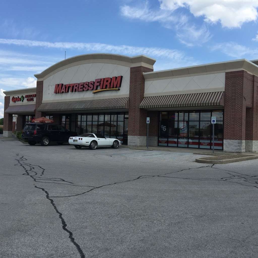 Mattress Firm Clearance | 795 US-31 Ste A, Greenwood, IN 46142 | Phone: (317) 889-3501