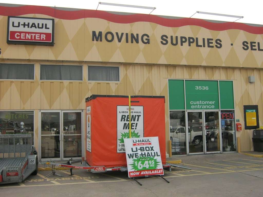 U-Haul Moving & Storage of Pasadena | 3536 Red Bluff Rd, Pasadena, TX 77503, USA | Phone: (713) 475-9291